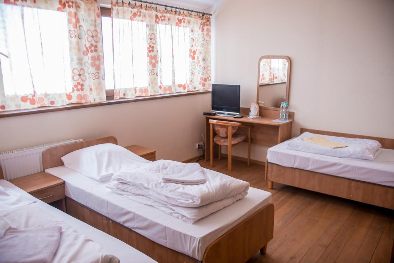 Podkowa Villa Police Kültér fotó