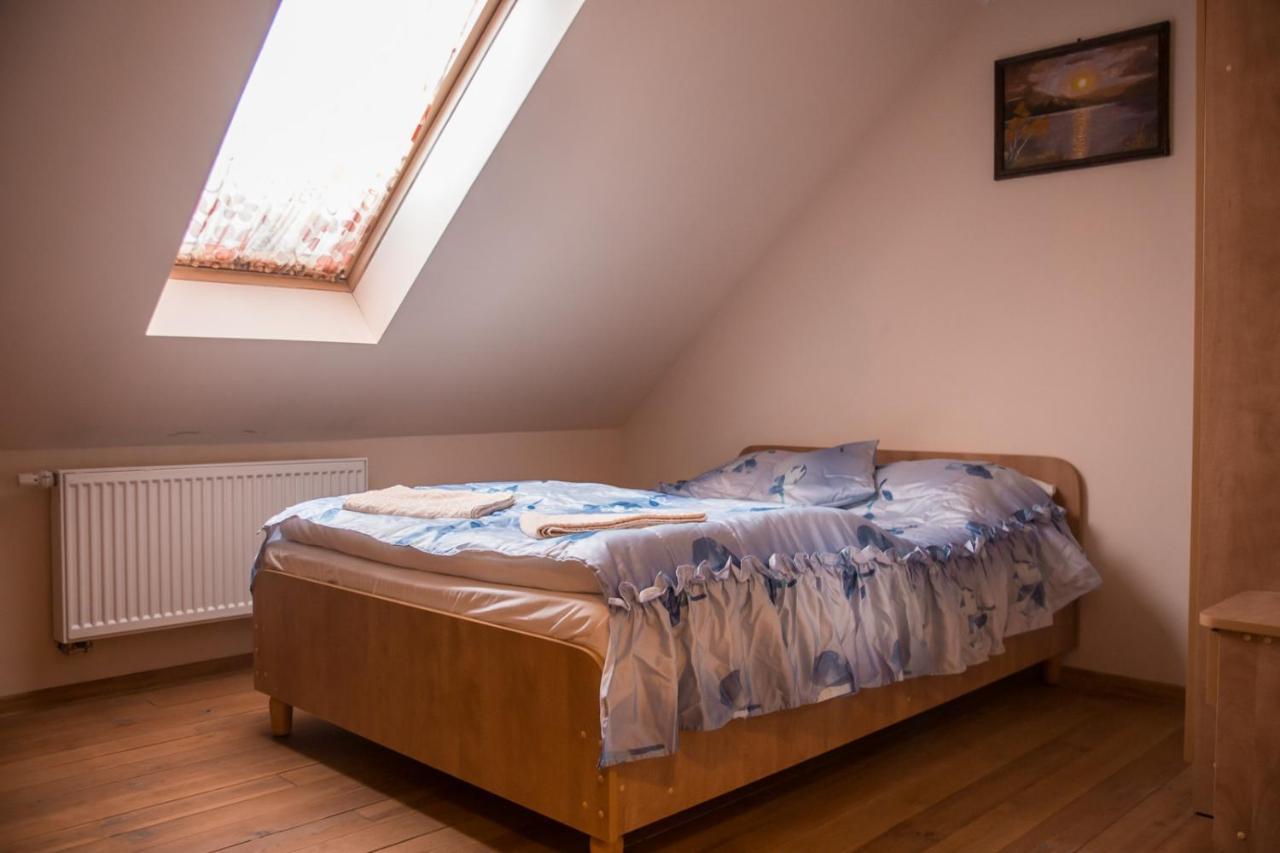 Podkowa Villa Police Kültér fotó